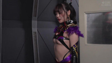 SPSF 35 02 erotic armor