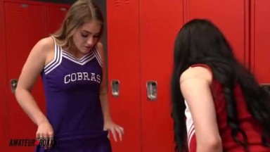 Cheerleader Controls Her Sexy Rival